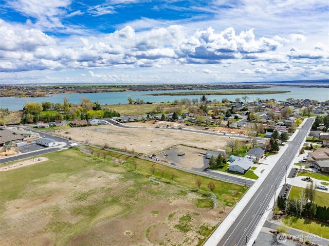 515 S Dorsing Street, Moses Lake, WA 98837