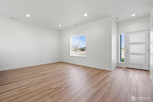 515 S Dorsing Street, Moses Lake, WA 98837