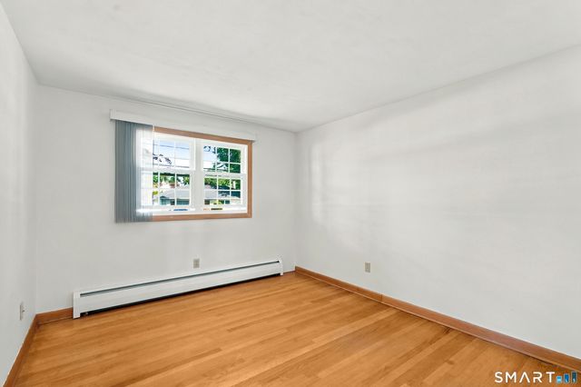 37 Roosevelt Avenue, West Haven, CT 06516