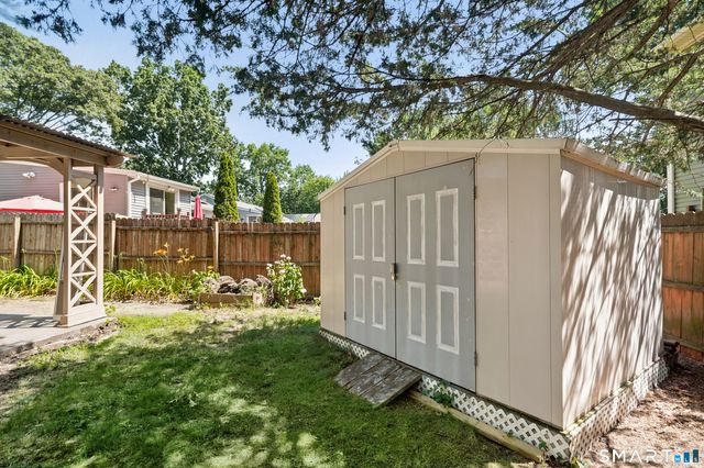 37 Roosevelt Avenue, West Haven, CT 06516