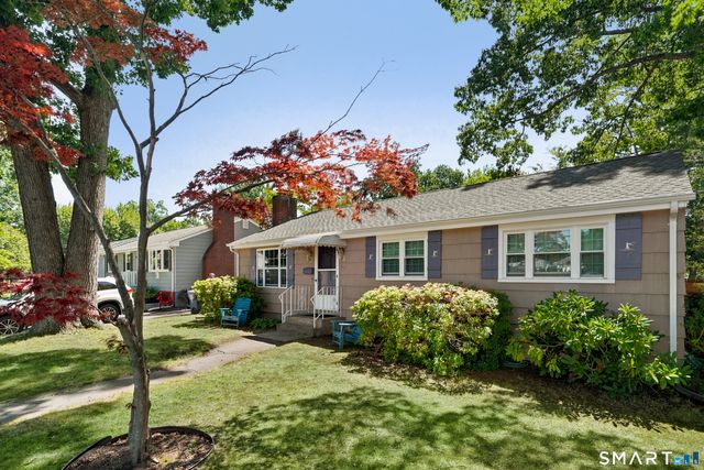 37 Roosevelt Avenue, West Haven, CT 06516