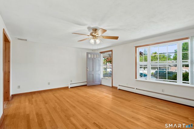 37 Roosevelt Avenue, West Haven, CT 06516