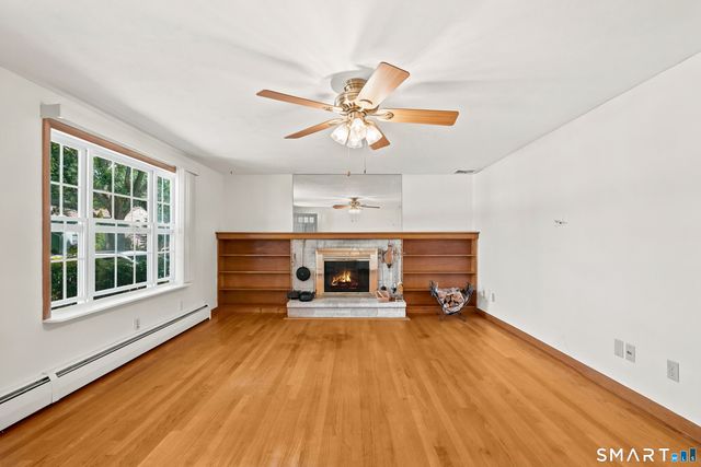37 Roosevelt Avenue, West Haven, CT 06516