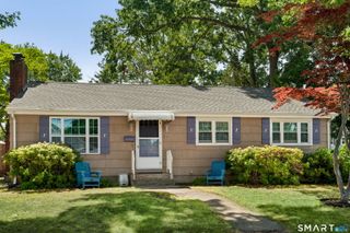37 Roosevelt Avenue, West Haven, CT 06516