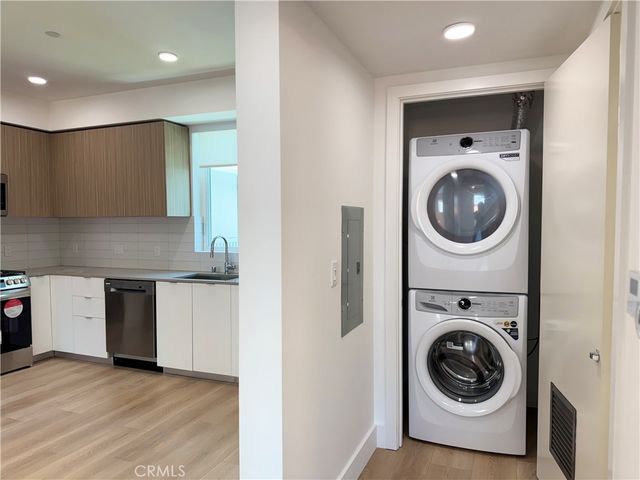 12078 Guerin Street 206, Studio City, CA 91604