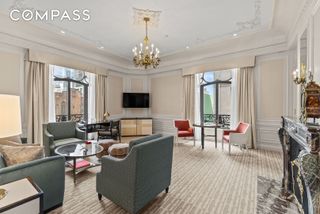2 E 55th Street 918W17, New York City, NY 10022