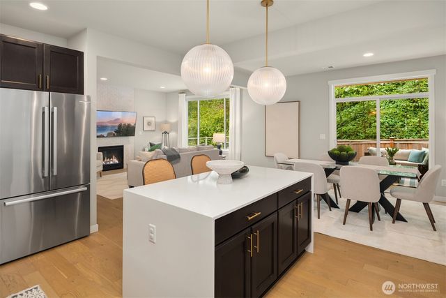 2119 NW Lynx Loop, Issaquah, WA 98027