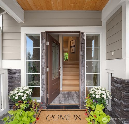2119 NW Lynx Loop, Issaquah, WA 98027