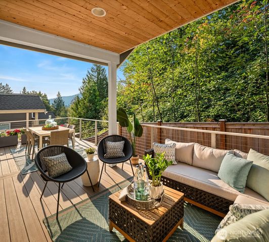 2119 NW Lynx Loop, Issaquah, WA 98027