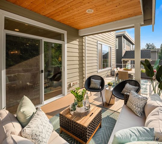 2119 NW Lynx Loop, Issaquah, WA 98027