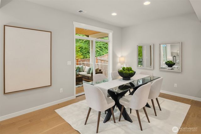 2119 NW Lynx Loop, Issaquah, WA 98027