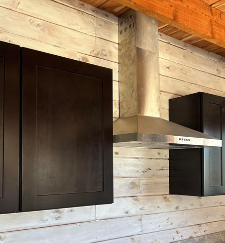 7105 County Road 8200, West Plains, MO 65775