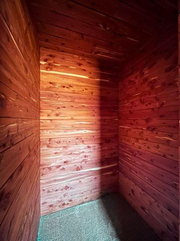 7105 County Road 8200, West Plains, MO 65775