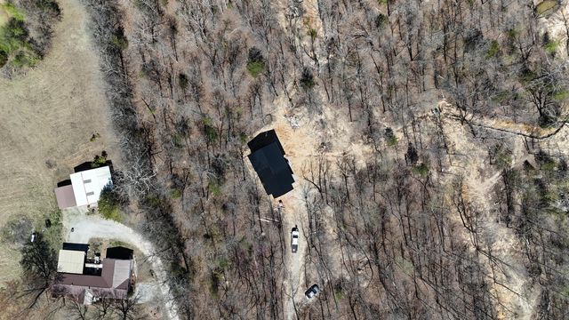 7105 County Road 8200, West Plains, MO 65775