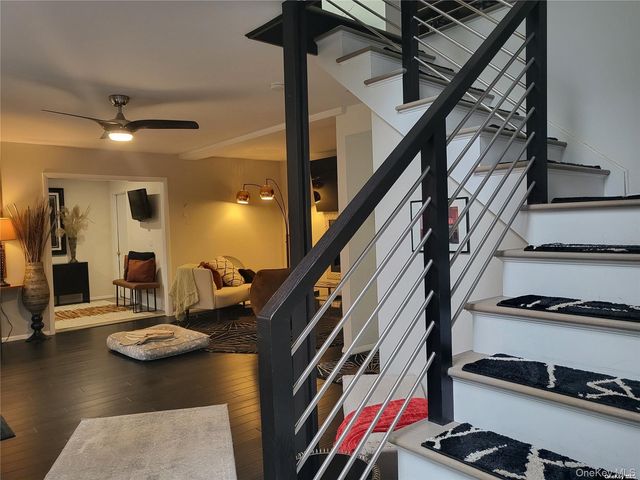 73 Spinney Road, East Quogue, NY 11942