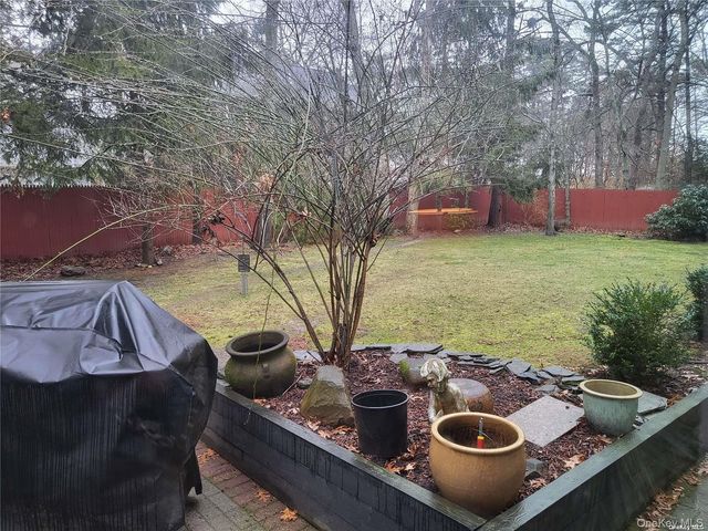 73 Spinney Road, East Quogue, NY 11942