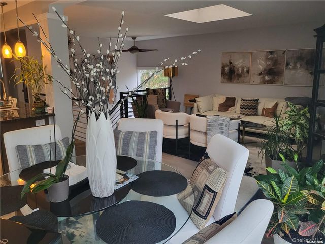 73 Spinney Road, East Quogue, NY 11942