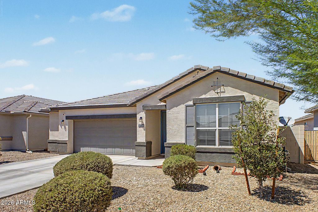 37736 W SAN ILDEFANSO Avenue, Maricopa, AZ 85138 — photo 2
