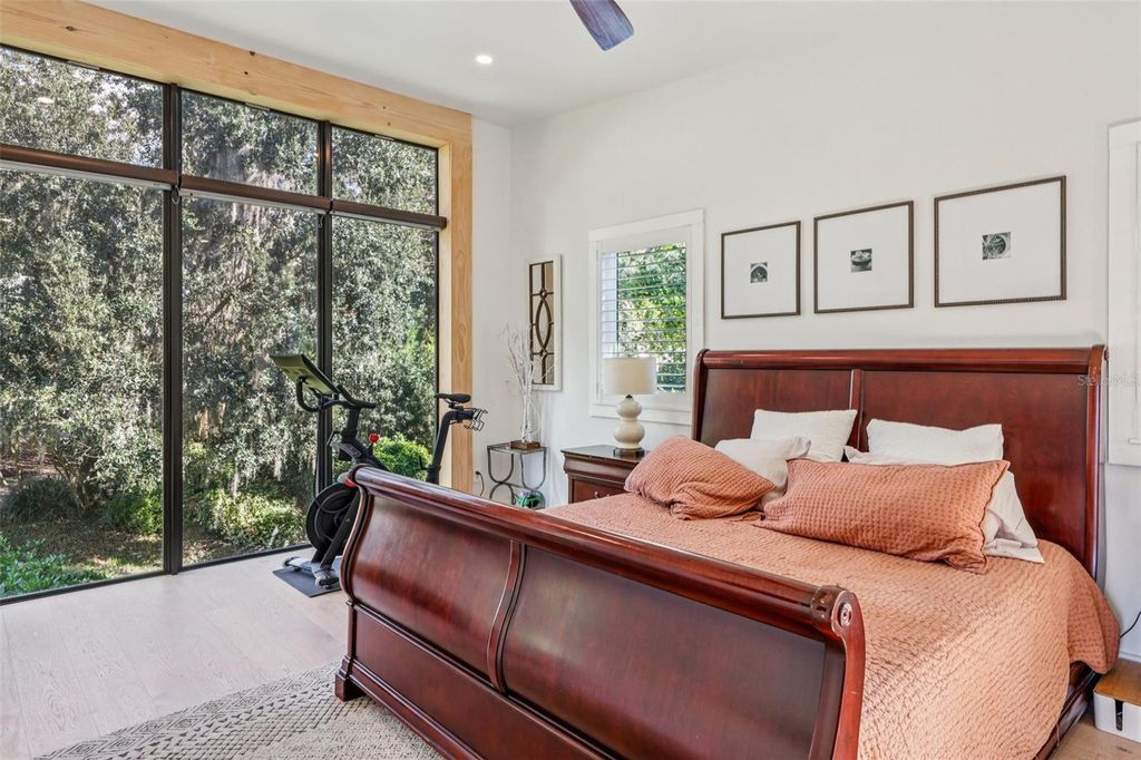 Image 48 of property listing at 1016 HOWELL BRANCH ROAD, Winter Park, FL 32789