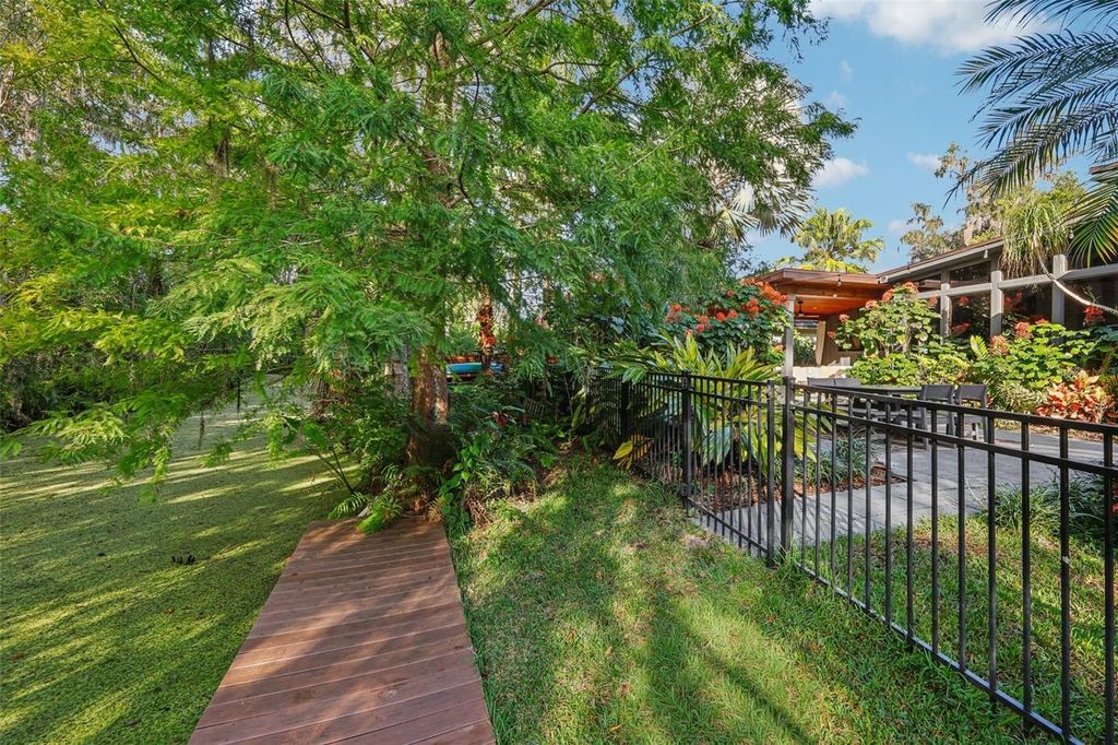 Image 54 of property listing at 1016 HOWELL BRANCH ROAD, Winter Park, FL 32789