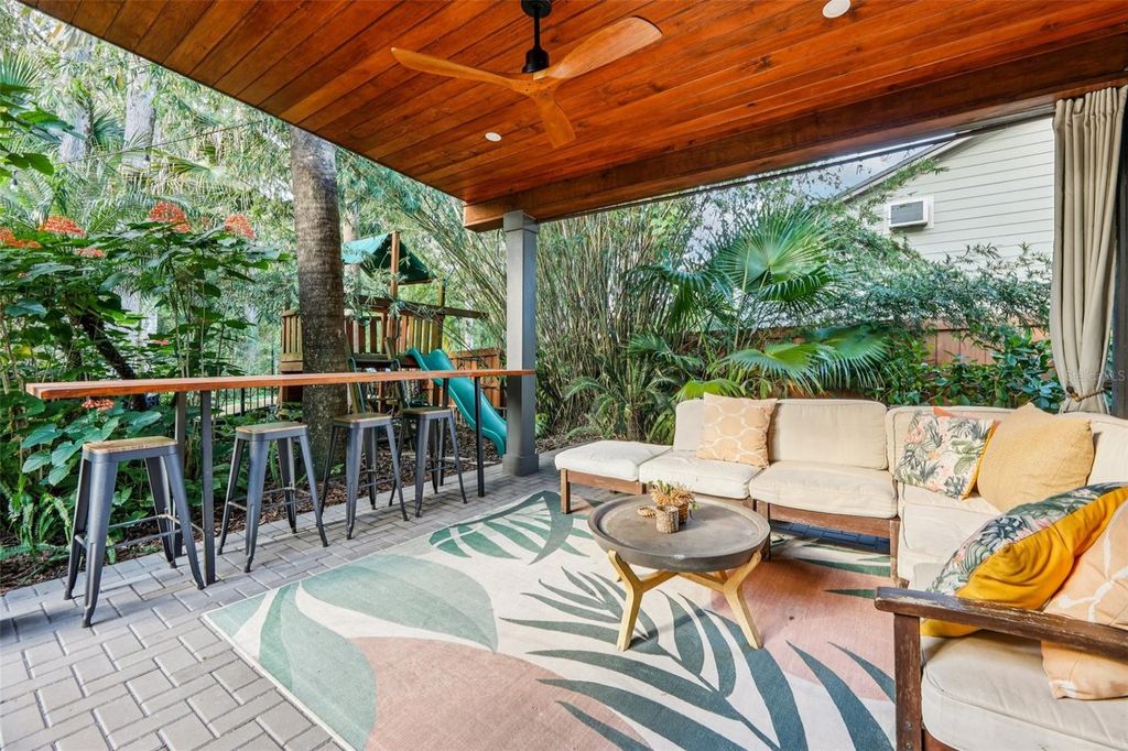 Image 57 of property listing at 1016 HOWELL BRANCH ROAD, Winter Park, FL 32789