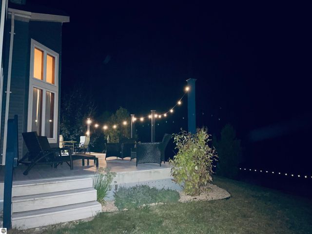 6536 Indian Hill Road, Honor, MI 49640