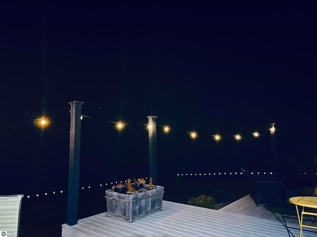 6536 Indian Hill Road, Honor, MI 49640