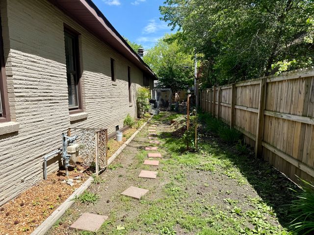 920 N 14th Street, Herrin, IL 62948