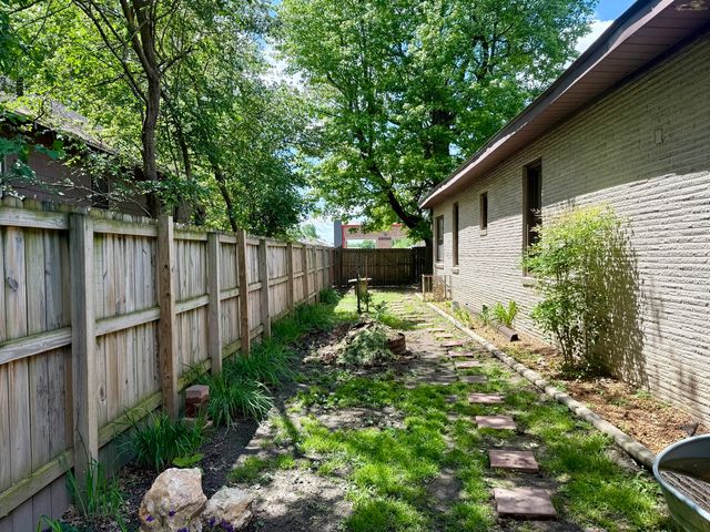 920 N 14th Street, Herrin, IL 62948