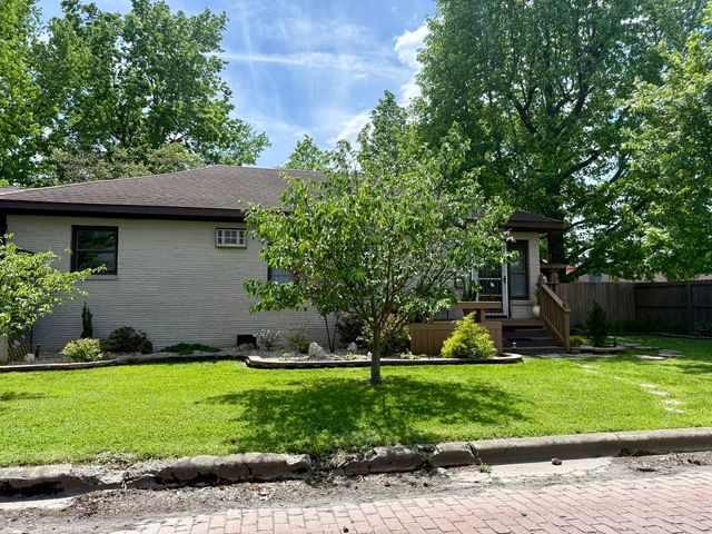 920 N 14th Street, Herrin, IL 62948