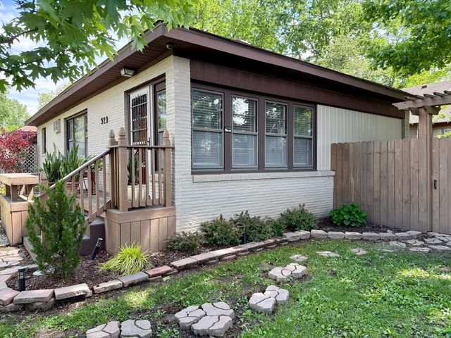 920 N 14th Street, Herrin, IL 62948