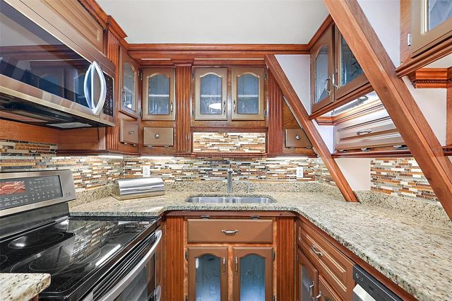 507 LAKESHORE DRIVE, Eustis, FL 32726
