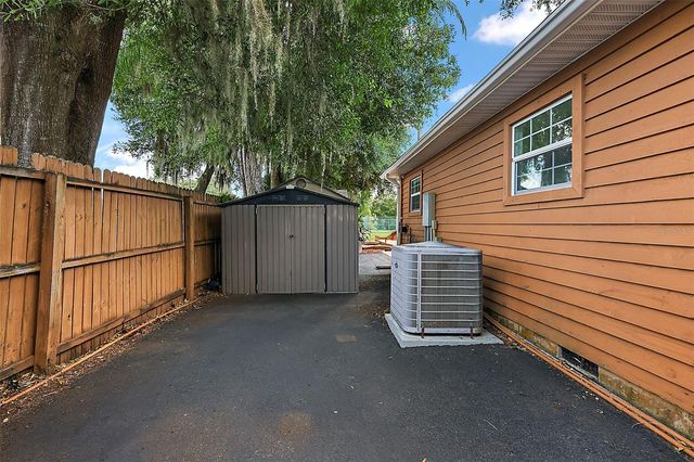 507 LAKESHORE DRIVE, Eustis, FL 32726