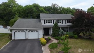 18 Erin Lane, Old Bridge, NJ 08857