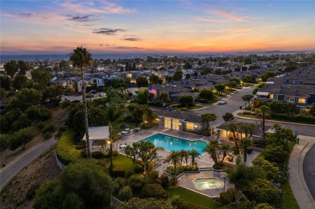 3600 5th, Corona Del Mar, CA 92625