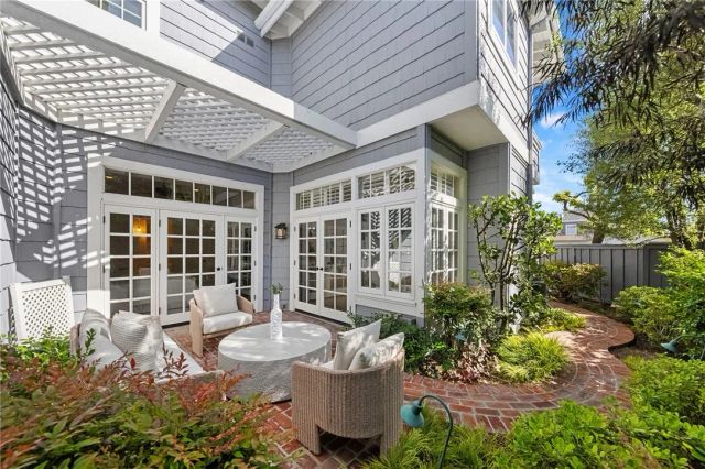 3600 5th, Corona Del Mar, CA 92625