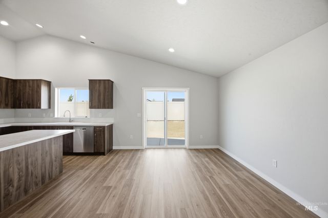 1698 Dyer St, Middleton, ID 83644