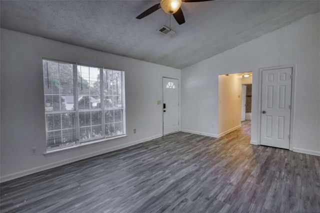 2119 SW Briar Glen Lane SW, Atlanta, GA 30331