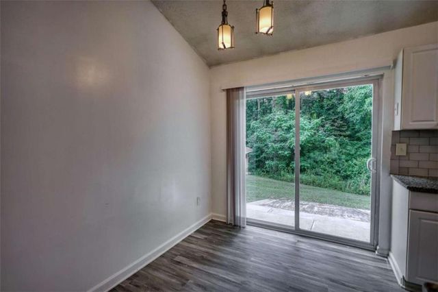 2119 SW Briar Glen Lane SW, Atlanta, GA 30331