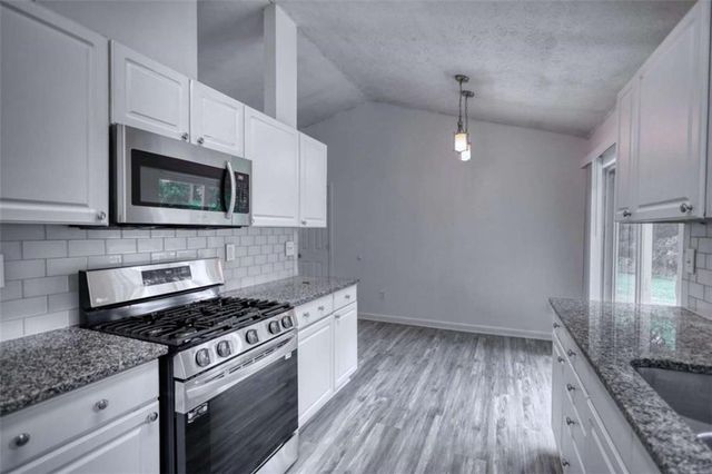 2119 SW Briar Glen Lane SW, Atlanta, GA 30331