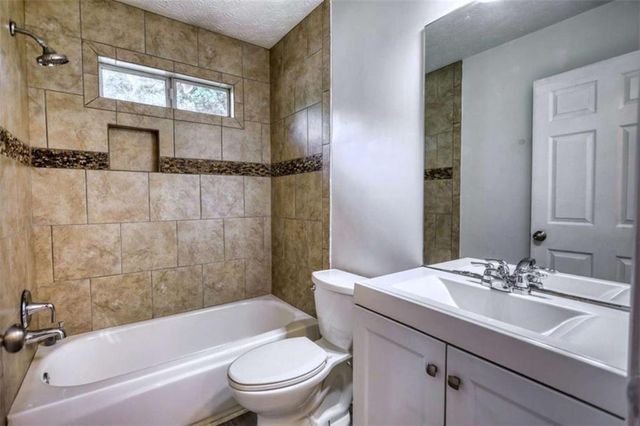 2119 SW Briar Glen Lane SW, Atlanta, GA 30331