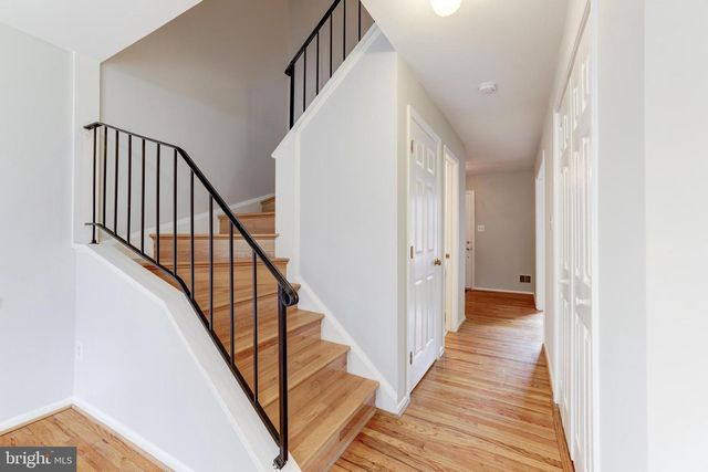 9823 SAINT CLOUD CT, Fairfax, VA 22031