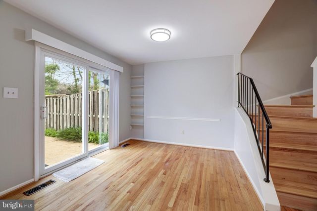 9823 SAINT CLOUD CT, Fairfax, VA 22031