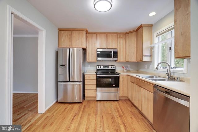 9823 SAINT CLOUD CT, Fairfax, VA 22031