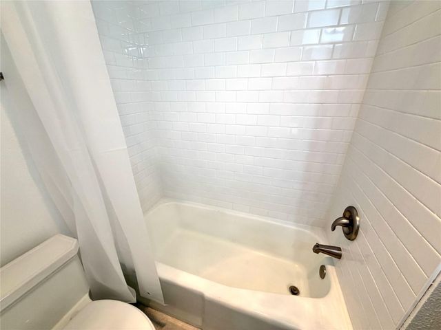 102 Flying Jib CT A, Lakeway, TX 78734