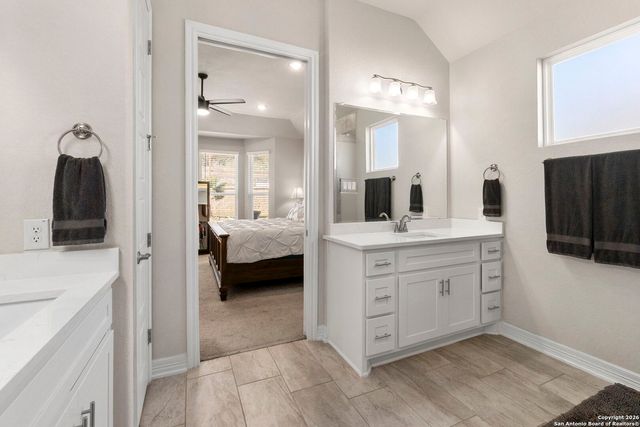 705 Treetop Pass, New Braunfels, TX 78130