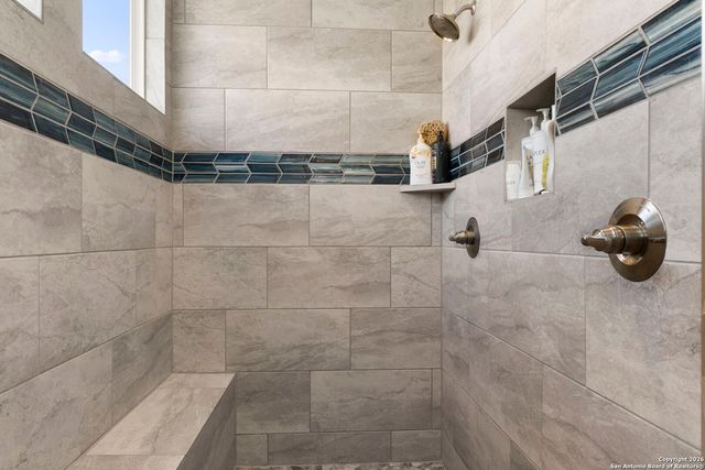 705 Treetop Pass, New Braunfels, TX 78130