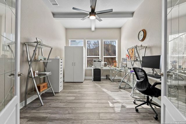 705 Treetop Pass, New Braunfels, TX 78130