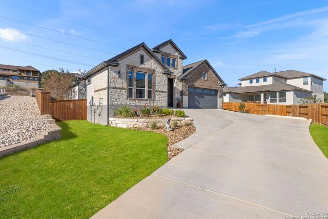 705 Treetop Pass, New Braunfels, TX 78130