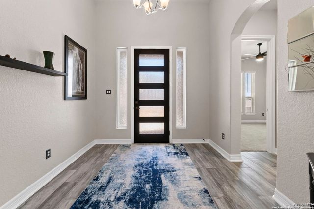 705 Treetop Pass, New Braunfels, TX 78130